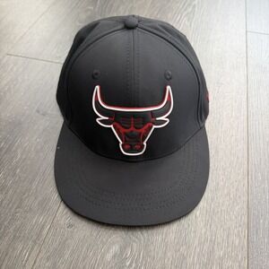 Chicago Bulls NBA Ultra Game Baseball Cap Black Mens OSFM Snapback Black Red